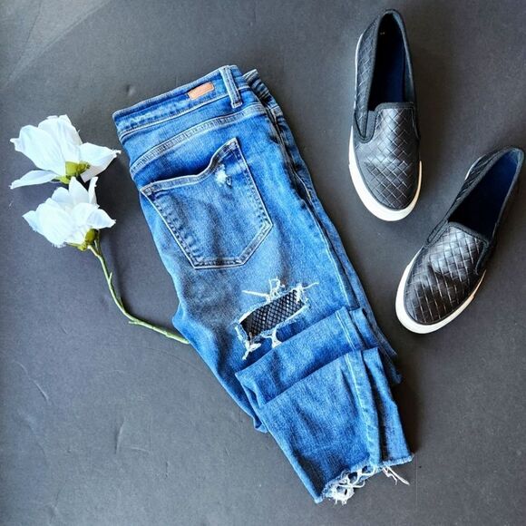 Sneak Peak Skinny Jeans with Rips - Picture 1 of 15